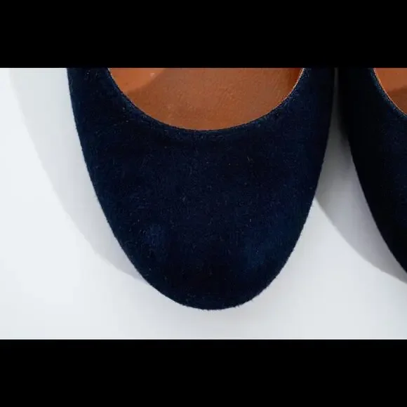 Margaux The Classic Suede Ballet Flats Womens Sz 35.5 EU / 5.5 US Shoes - Picture 5 of 16